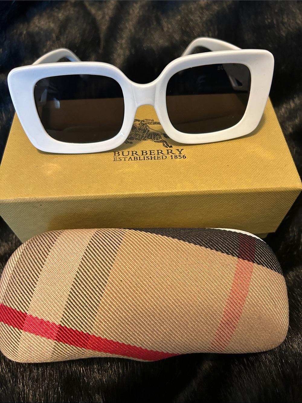 Burberry White Square Frame Sunglasses with Dark Lenses